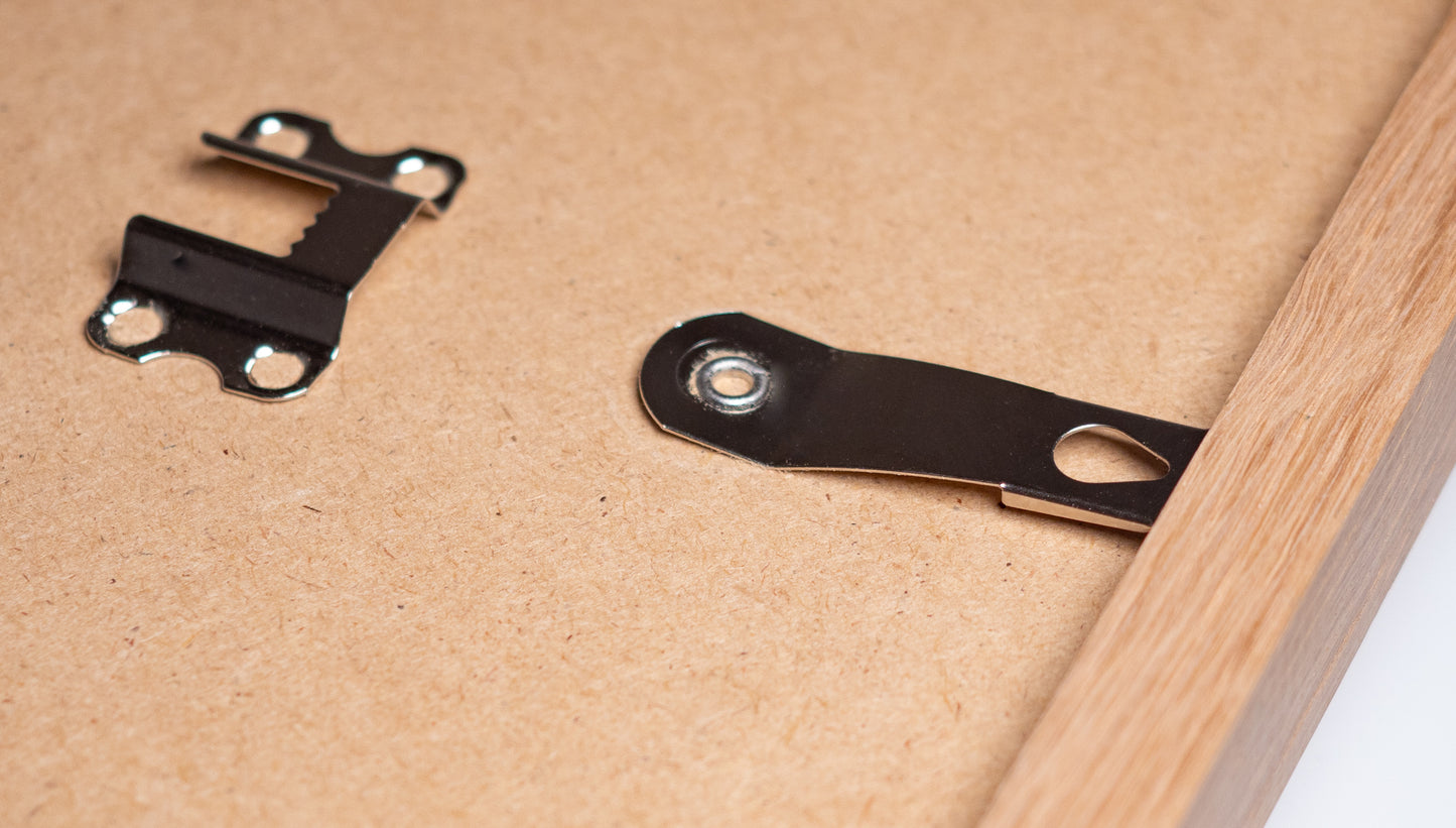 YoniPopArt "Butterfly on yellow" inklusive Echtholz-Rahmen